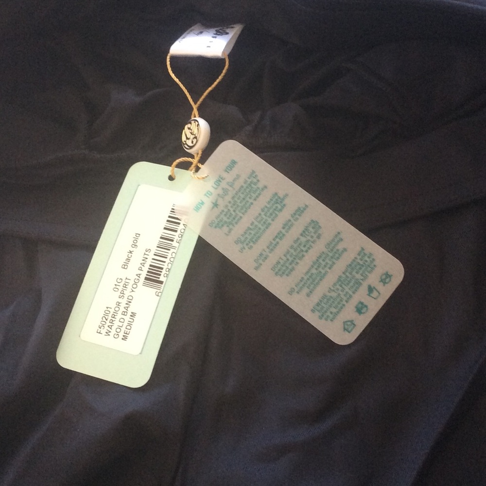 NWOT Luli Fama warrior spirit black yoga pants - Picture 5 of 5